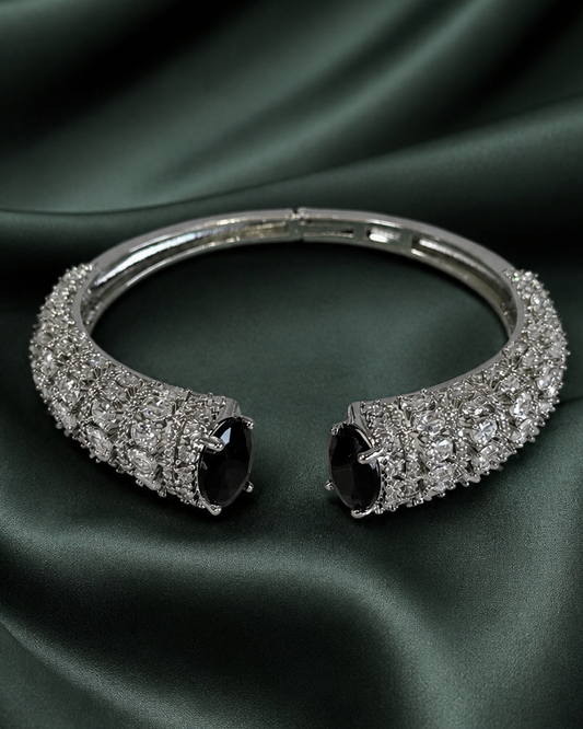 Rajwada Luxe Kada