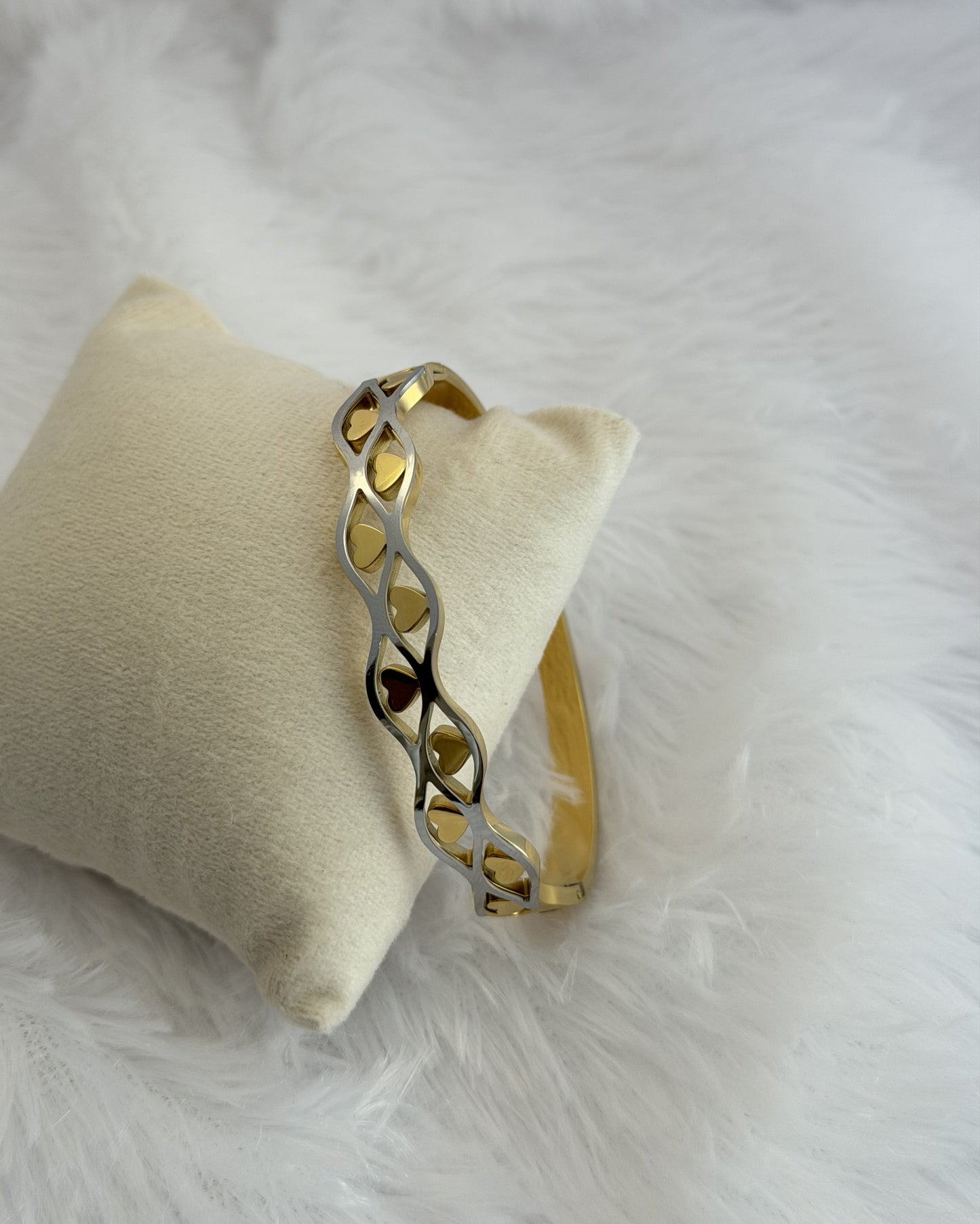 Dual Tone Heart Bracelet