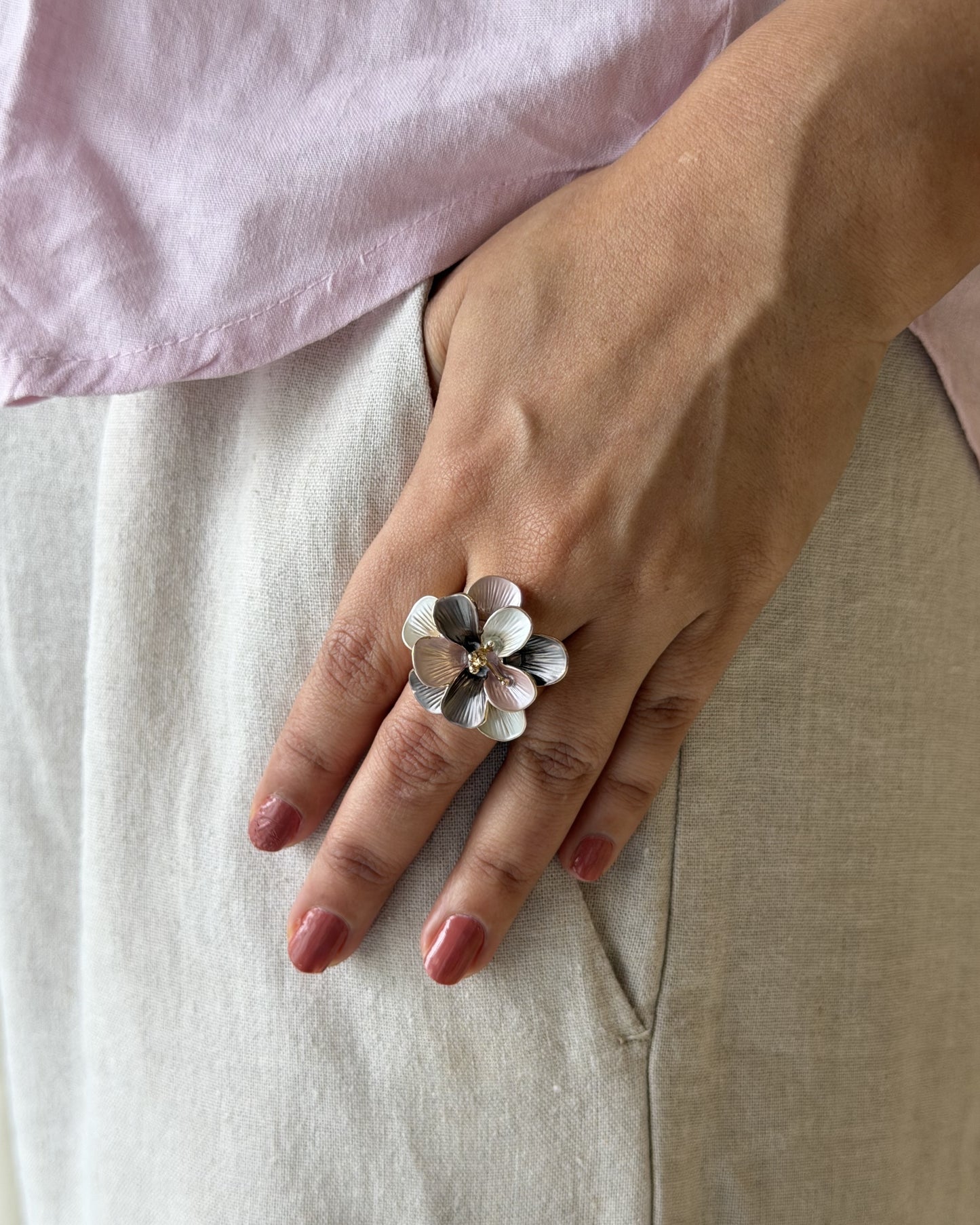 Orchid Muse Ring (Stretch-Fit Size)