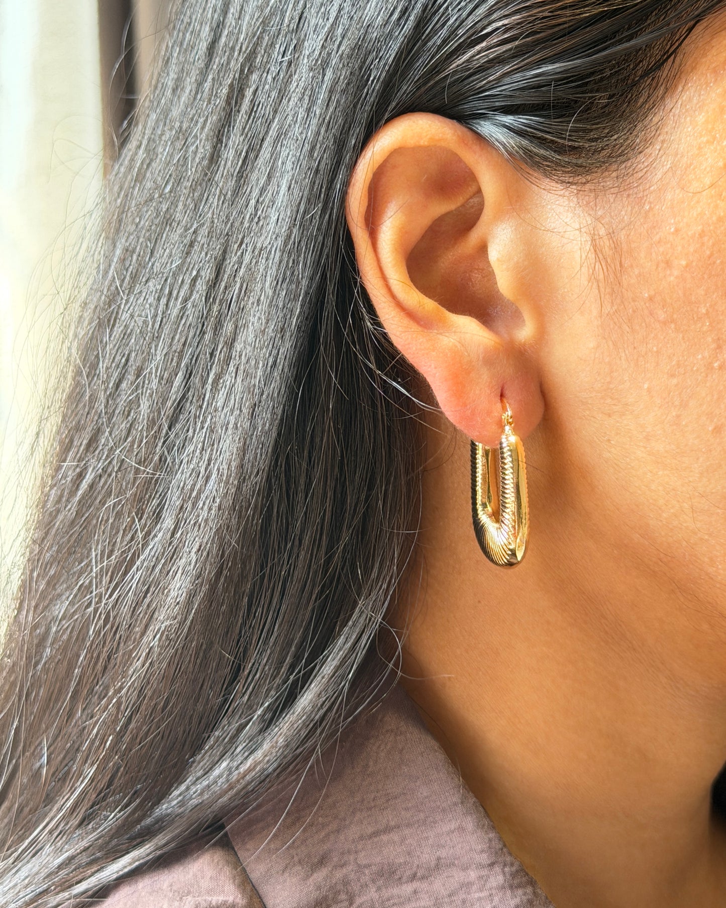 Sculpted U Hoops