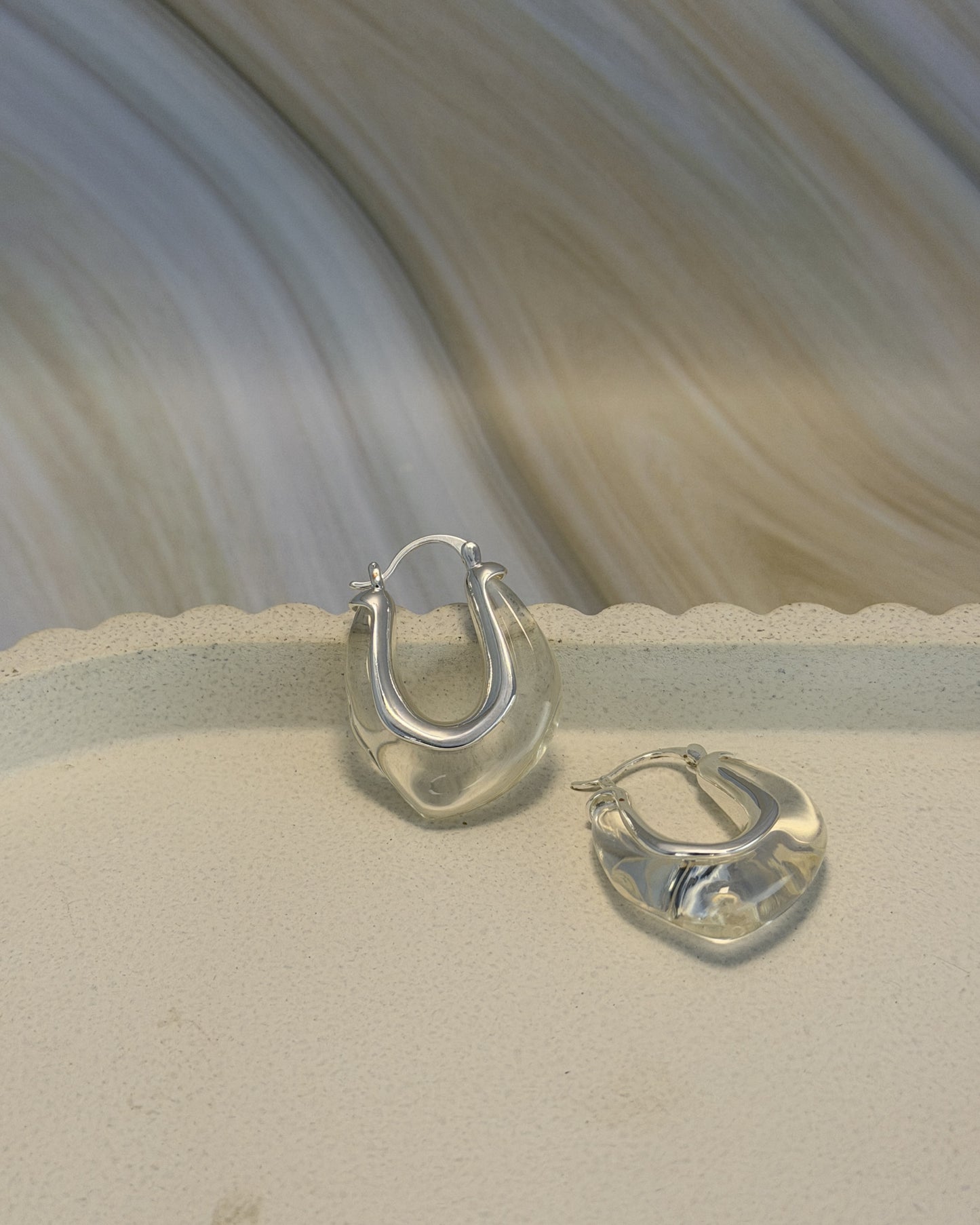 Bloom Curve Hoops