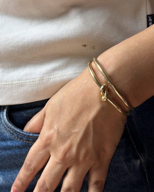 Auré Knot Cuff