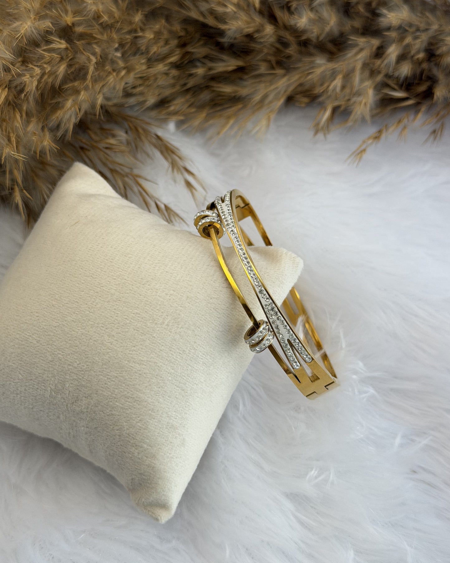 Eternal Twist Bracelet