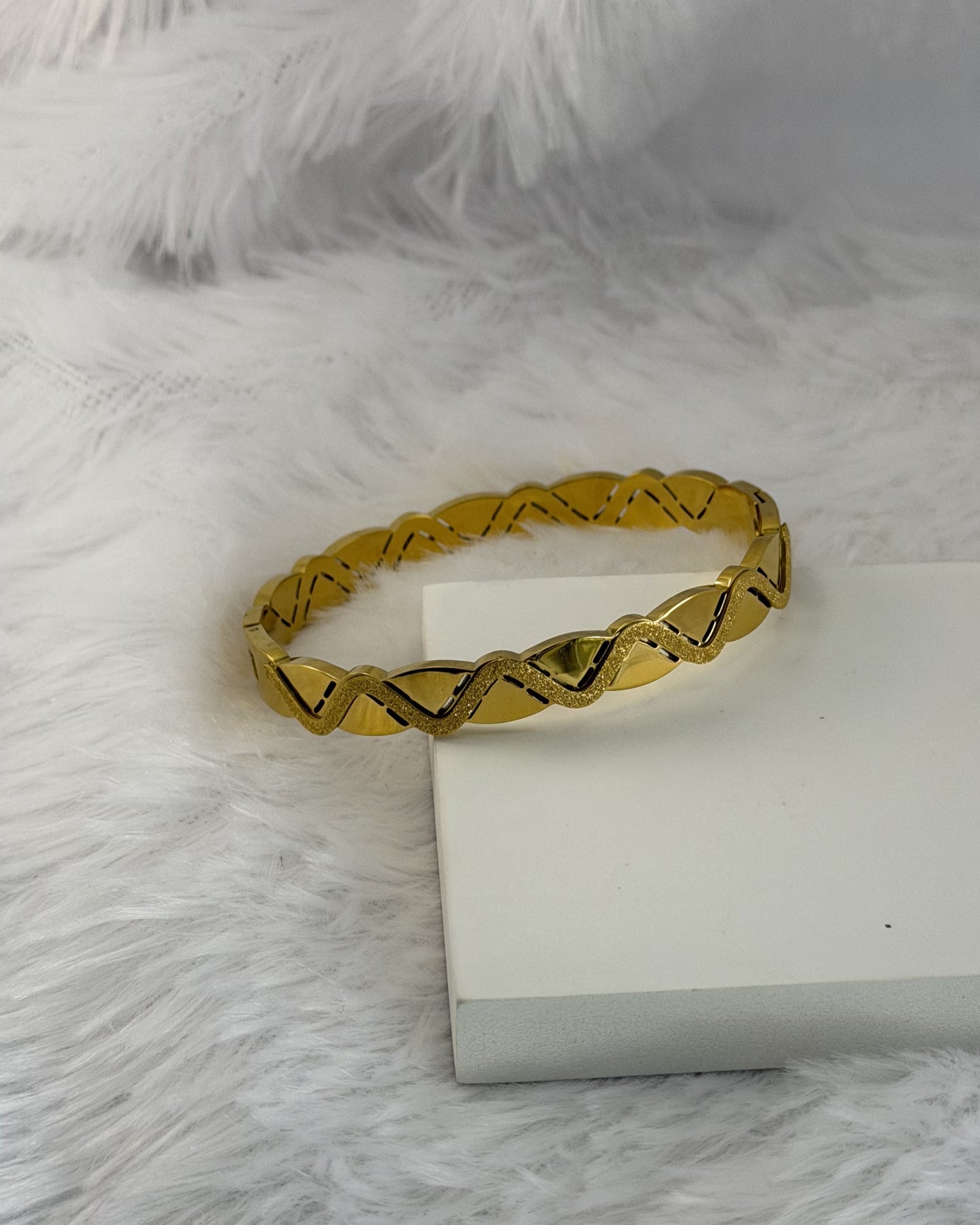 Golden Wave Bracelet
