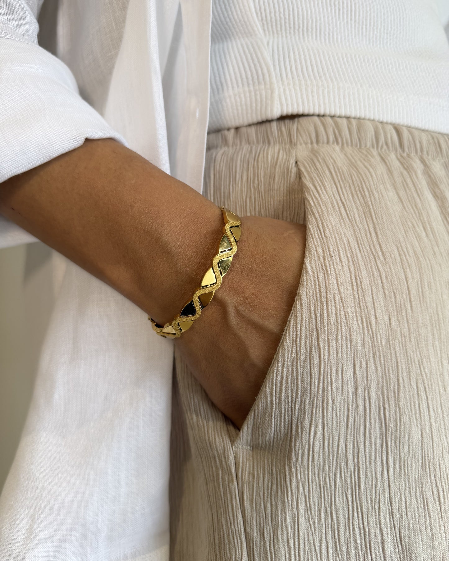 Golden Wave Bracelet