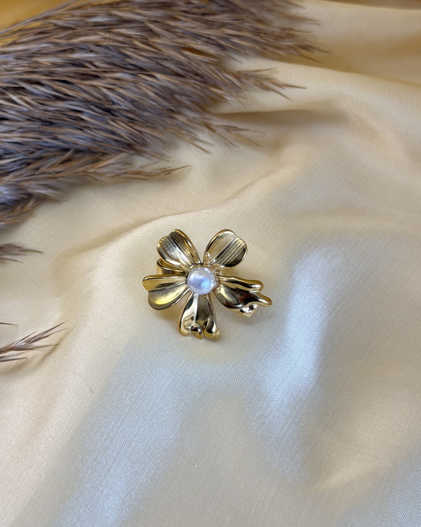 Solstice Flower Ring (Size Adjustable)