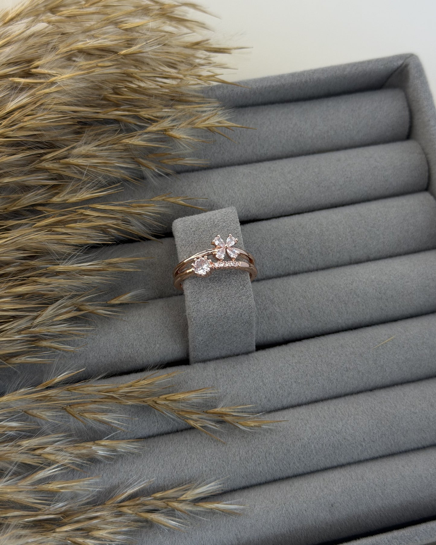 Petal Spark Ring (Size Adjustable)