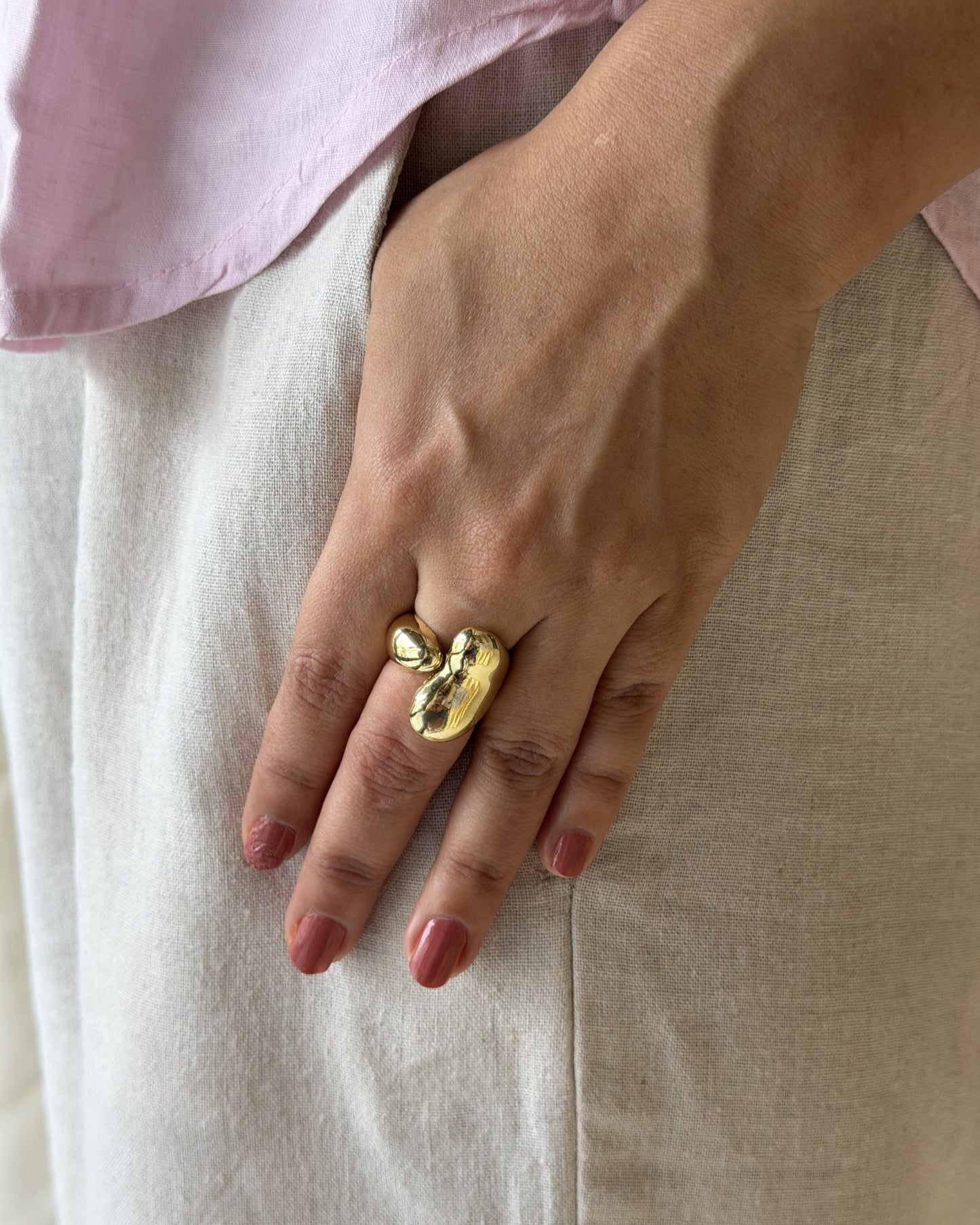 Golden Pebble Ring (Size-8)