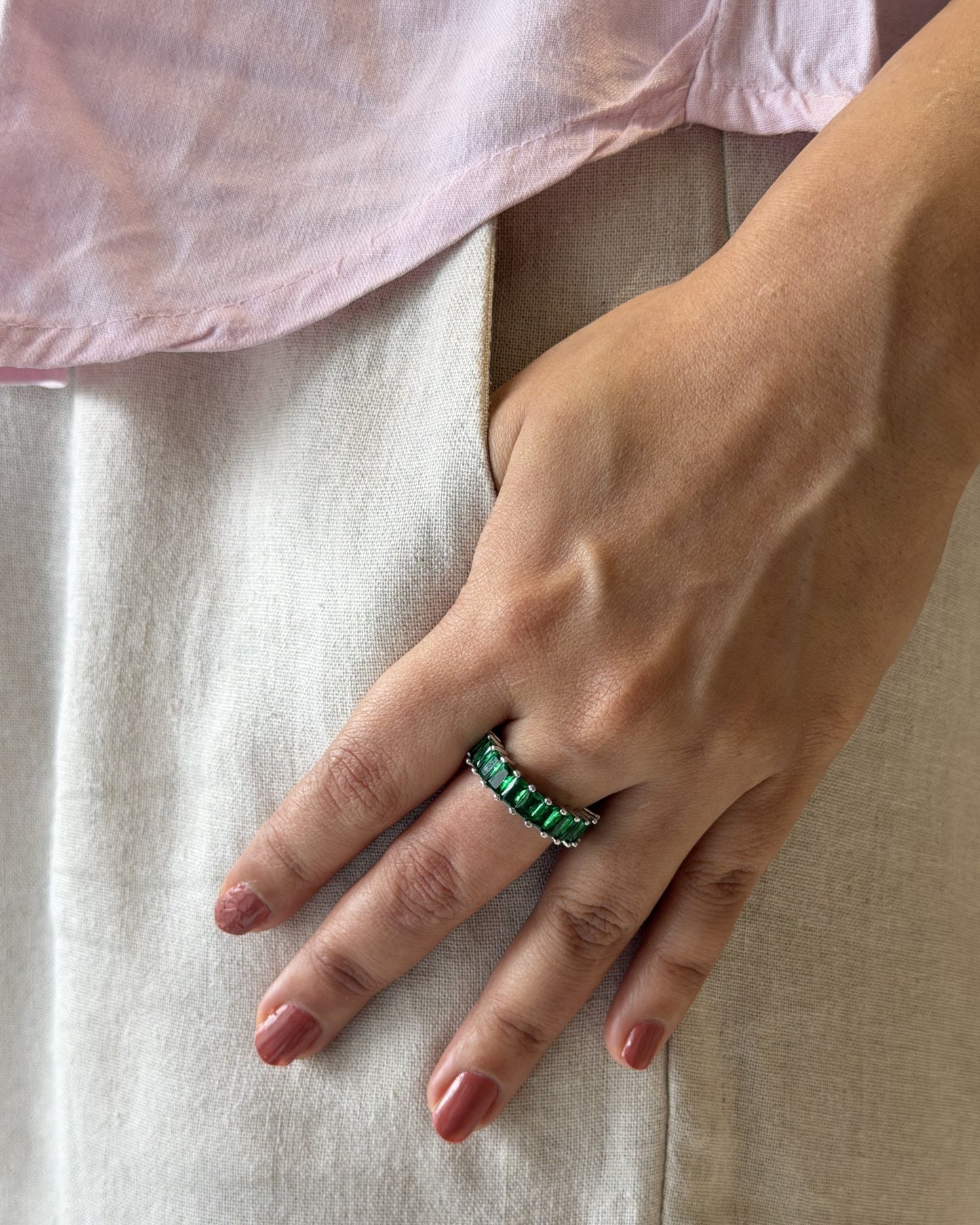 Emerald Éclat Ring (Size Adjustable)