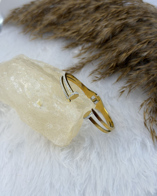Sorelle Open Cuff