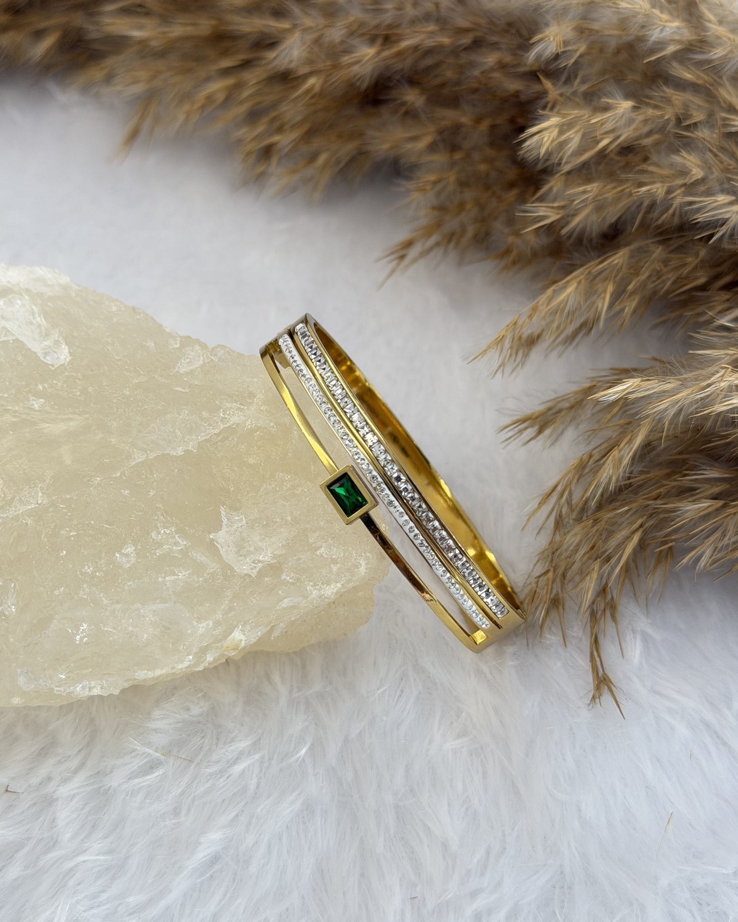 Emerald Luxe Kada