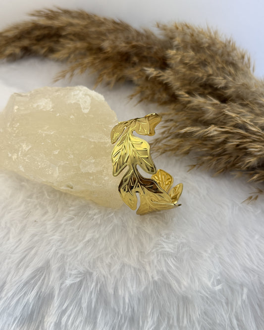 Arbelle Leaf Cuff