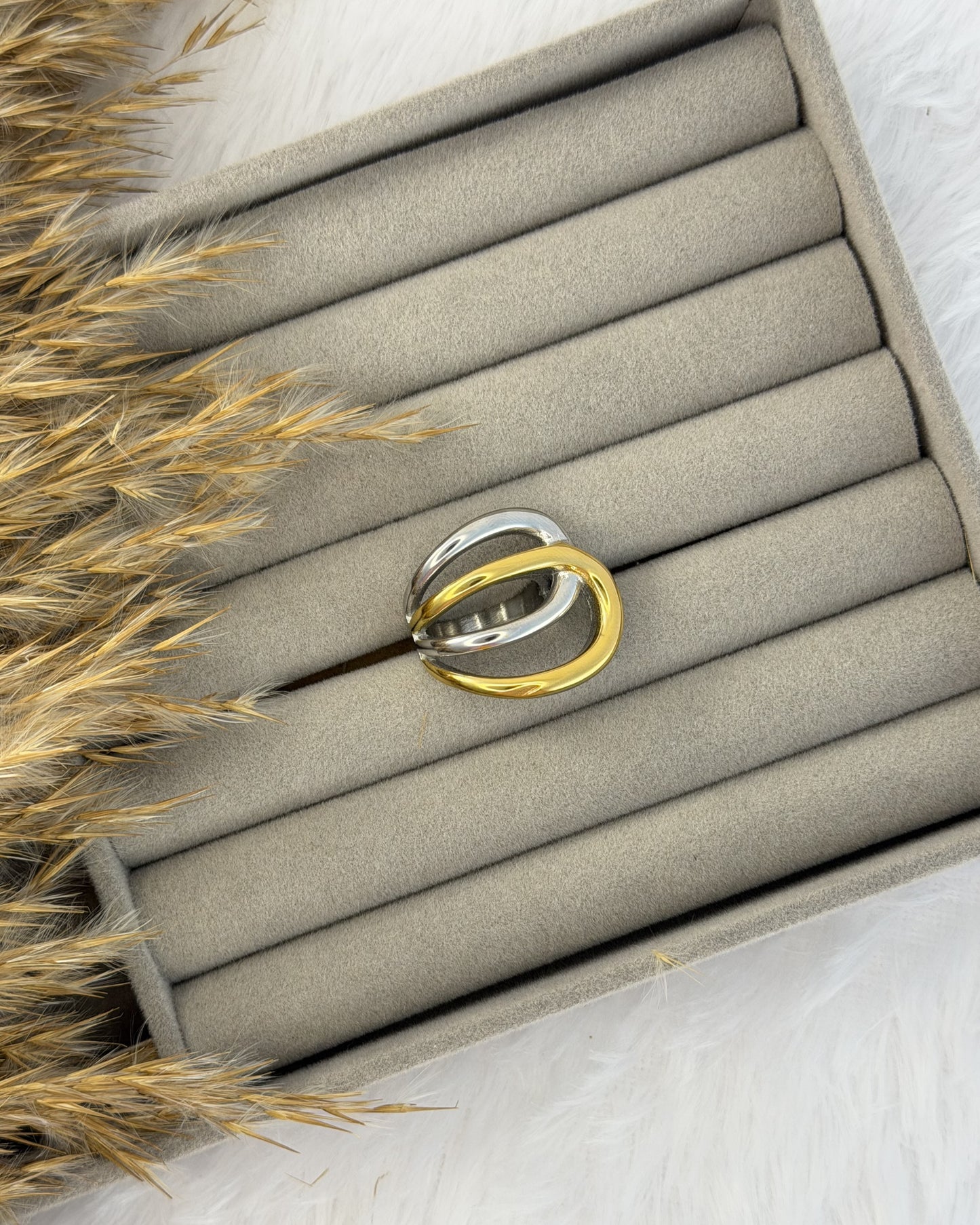 Duality Ring (Size-7)