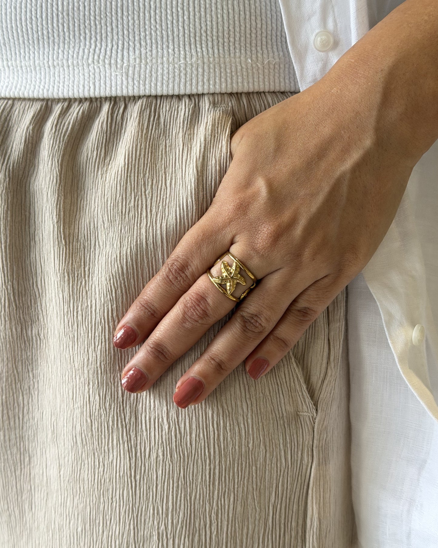 Coral Shell Ring (Size Adjustable)