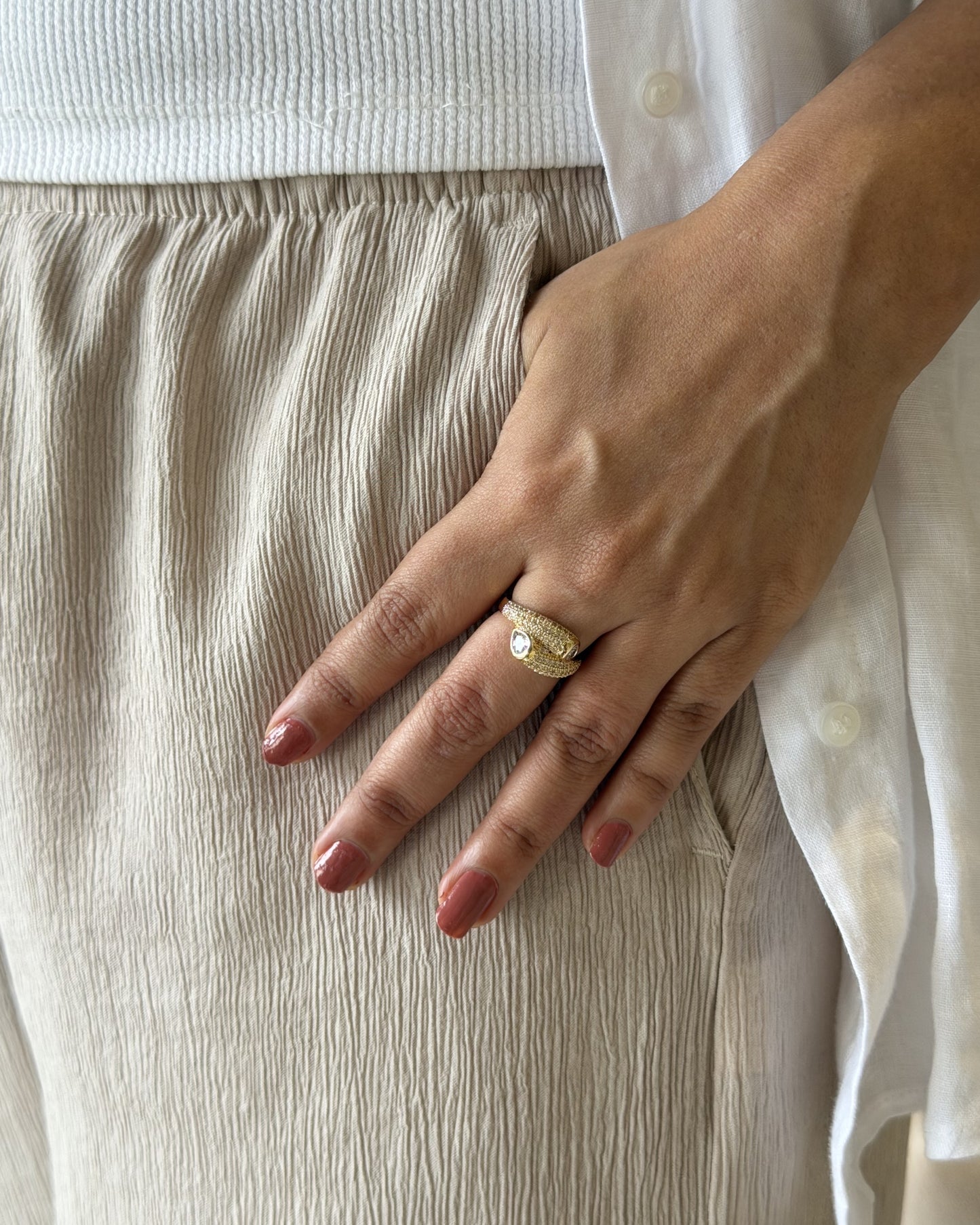 Élan Pavé Ring (Size Adjustable)