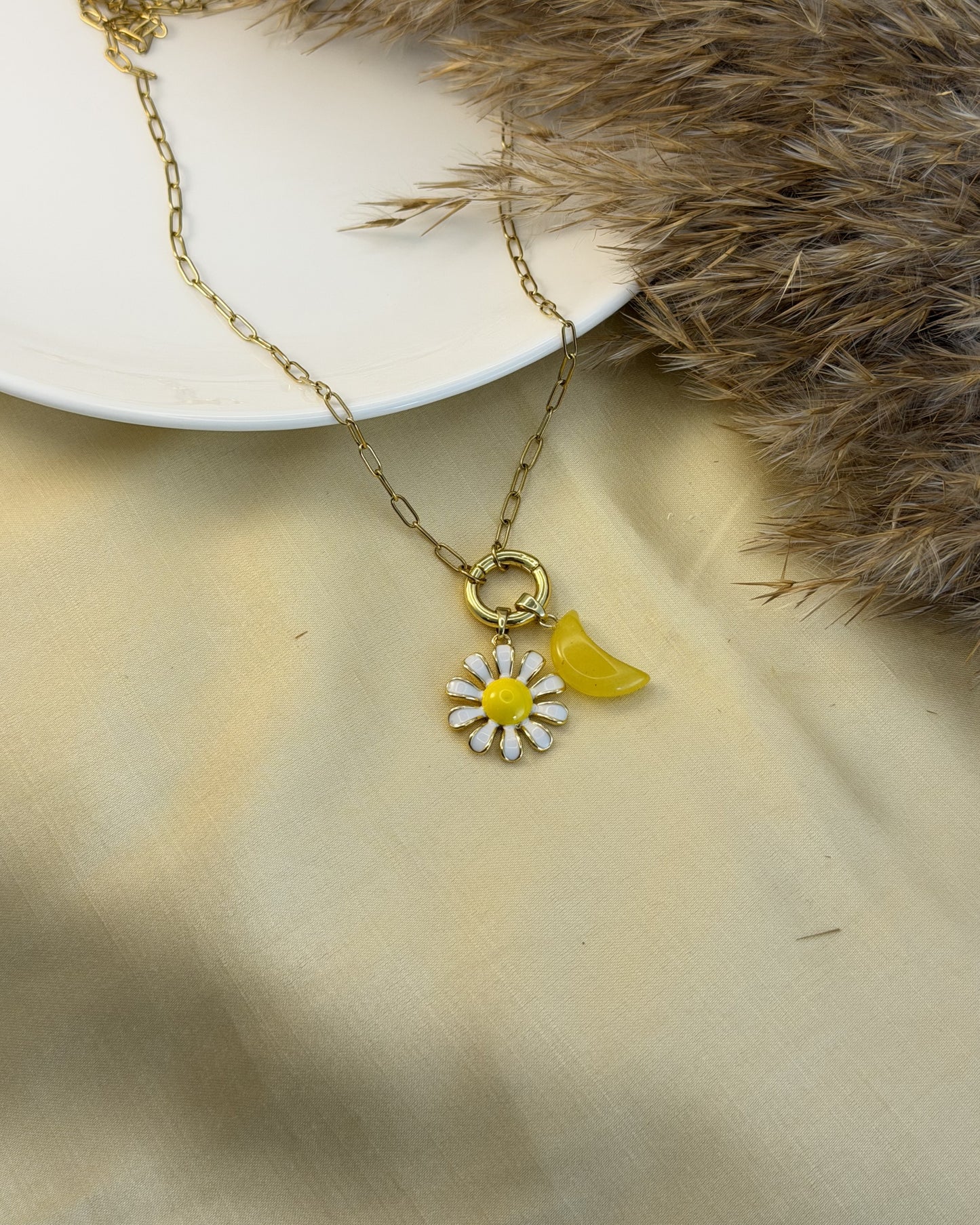 Lemon Daisy Necklace