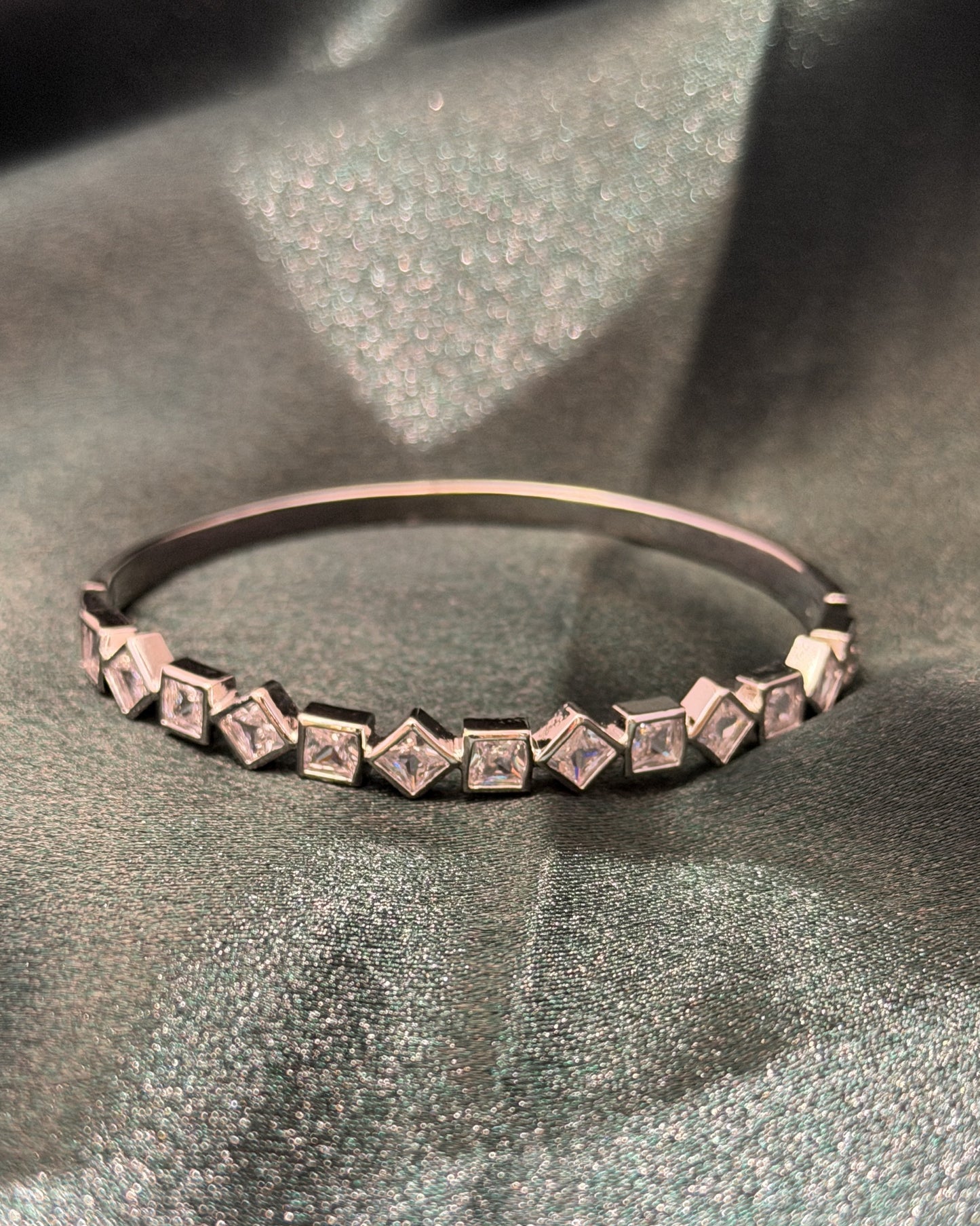 Eclipse Diamond Cuff