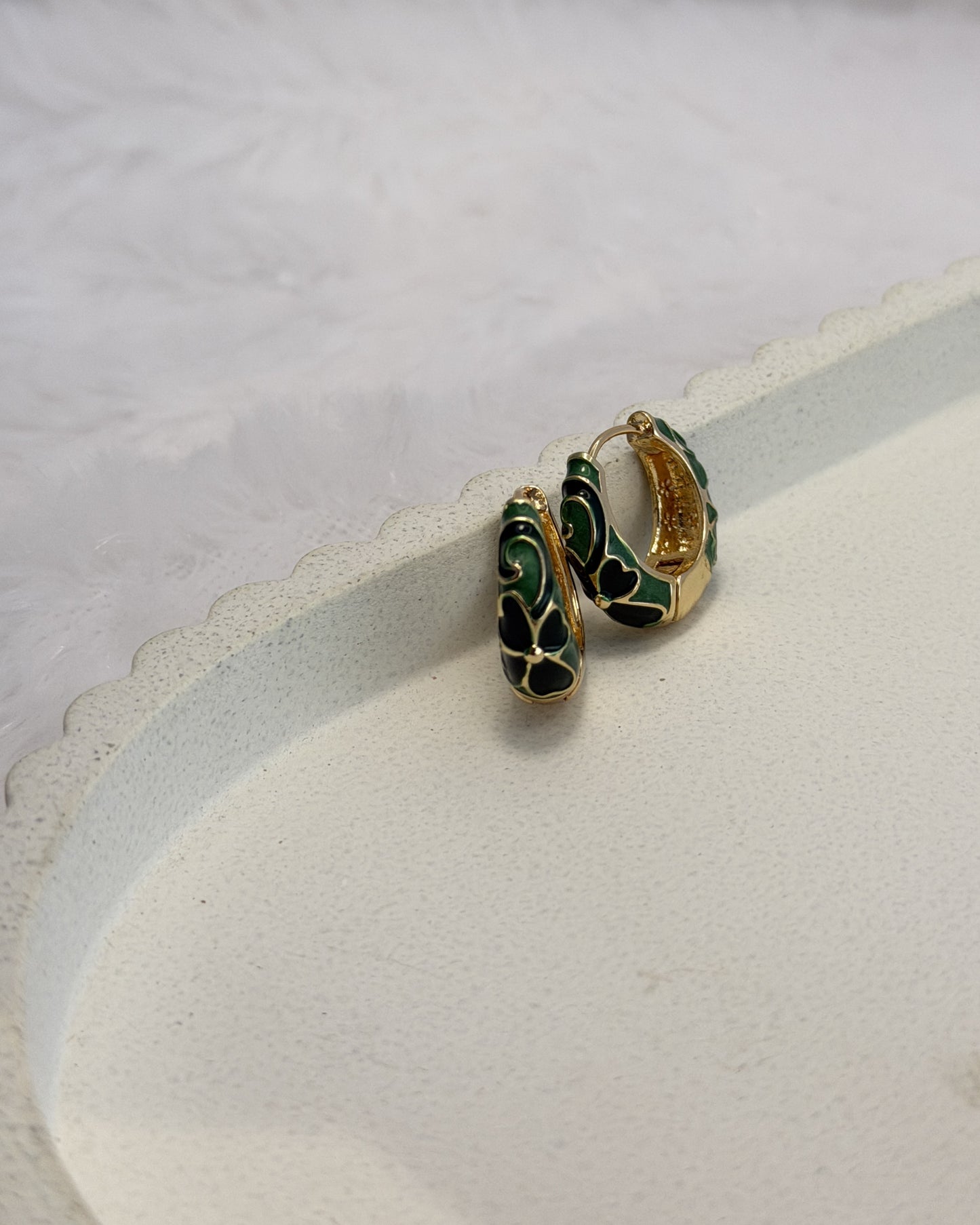 Dilruba Meenakari Hoops
