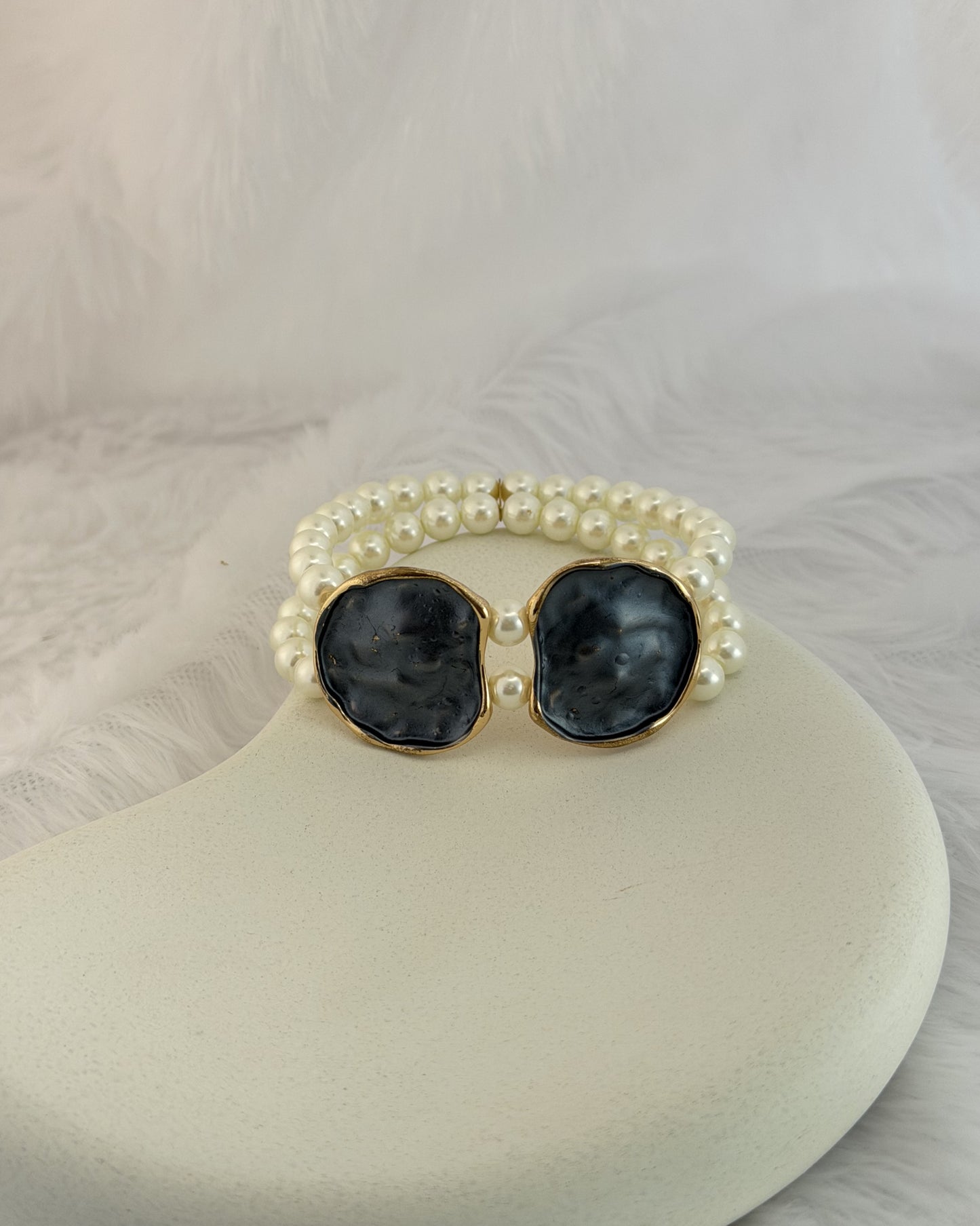 Pearl Noir Bracelet