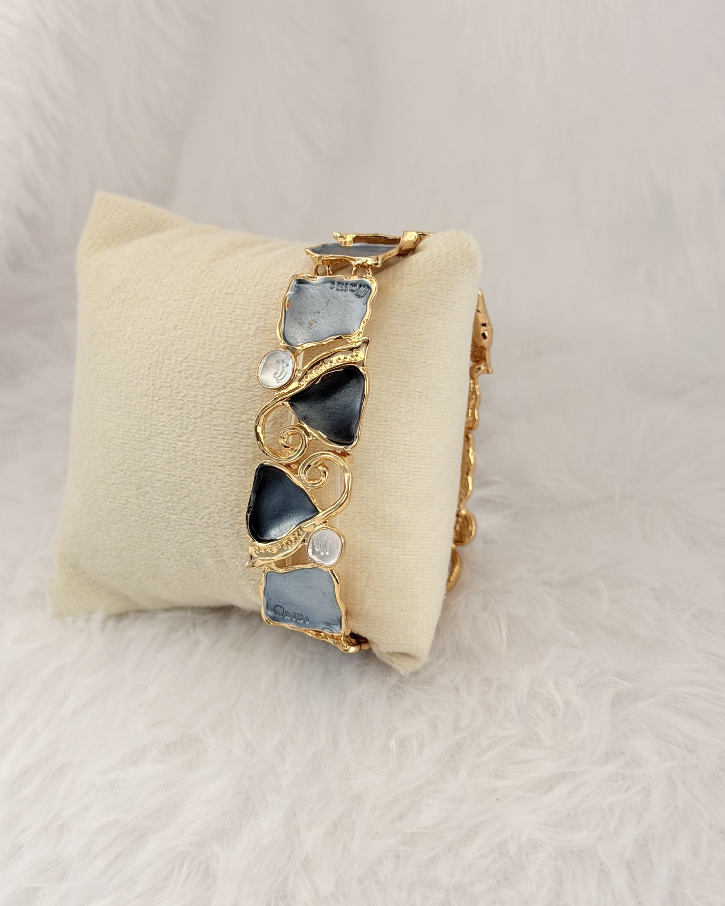 Pearl Tide Bracelet (Stretch Fit Bracelet)