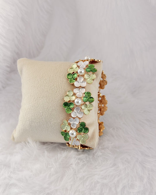 Spring Petals bracelet (Stretch Fit Band)