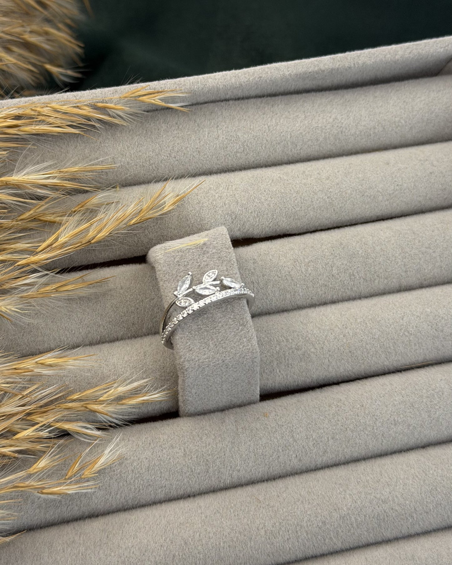 Silver Leaf Ring (Size Adjustable)