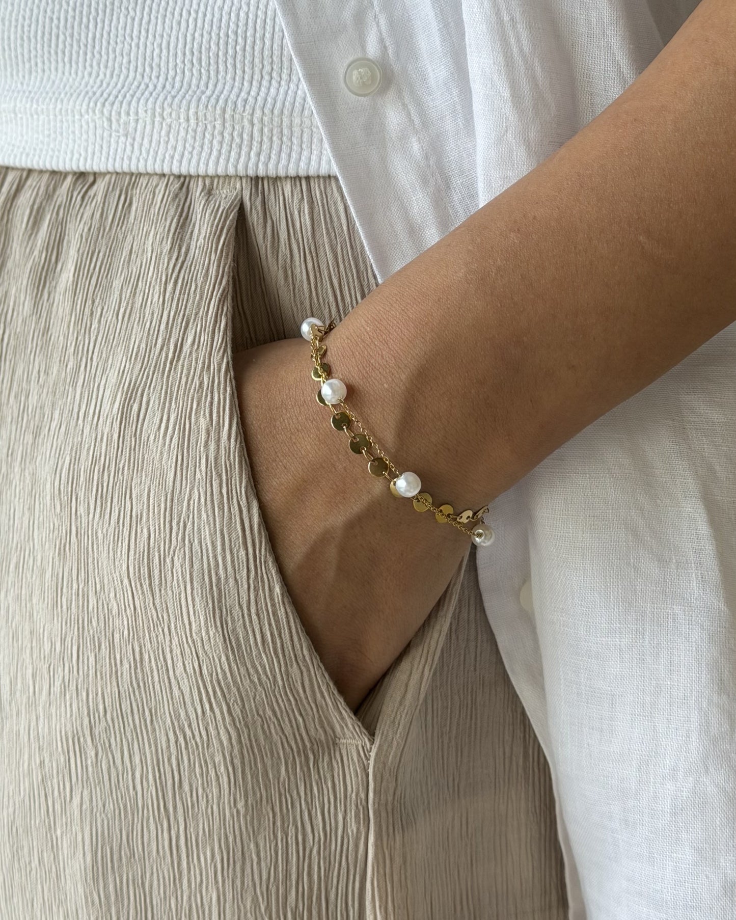 Lustre Pearl Bracelet