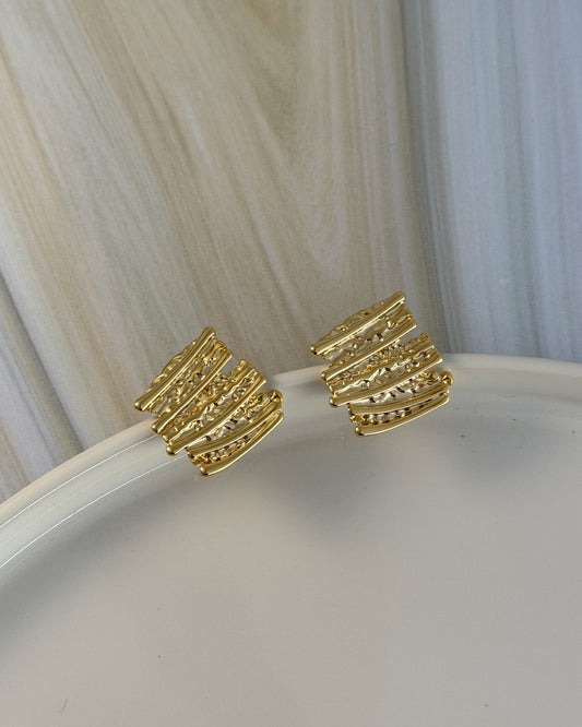 Empire Studs