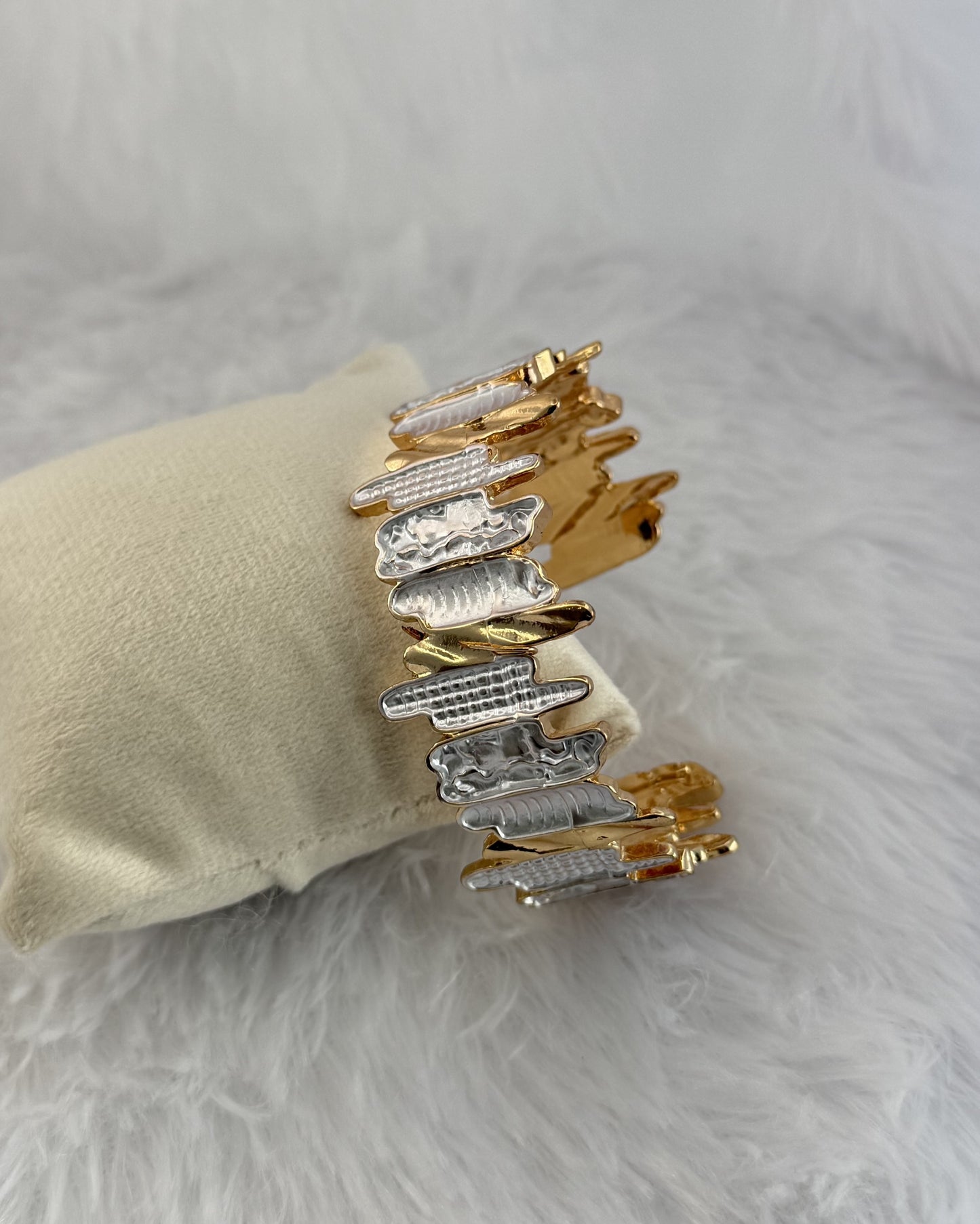 Oceanic Link Cuff