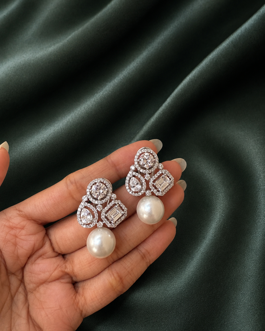 Pearl Royale Earrings