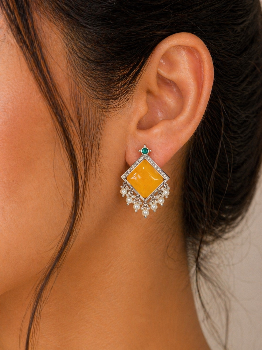 Soleil Studs