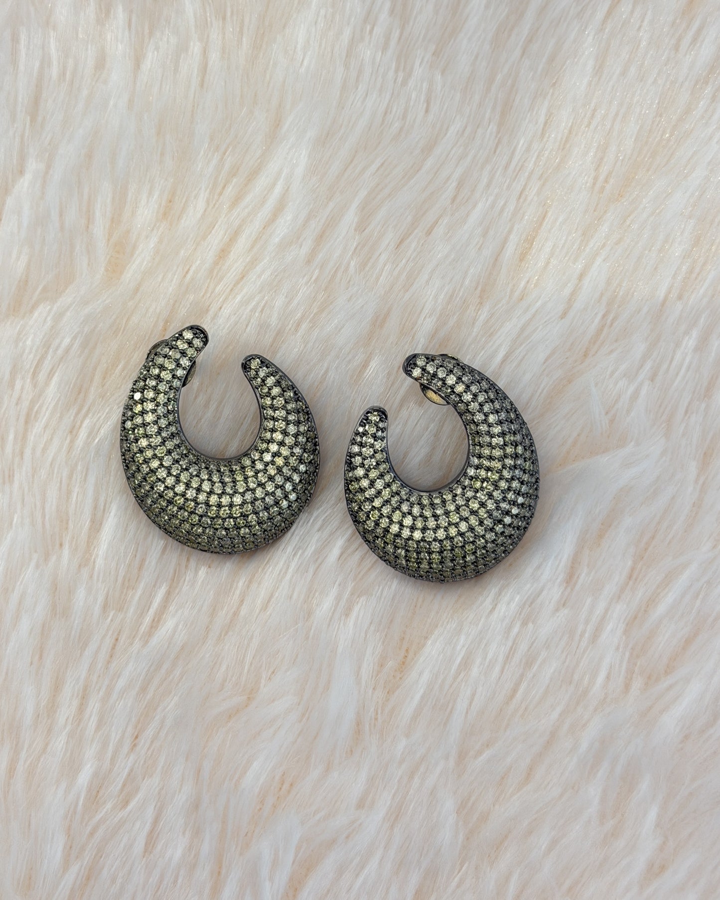 Luna Luxe Pavé Hoops